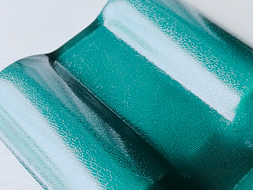 告別單調(diào)！合成樹脂瓦解鎖建筑色彩新玩法